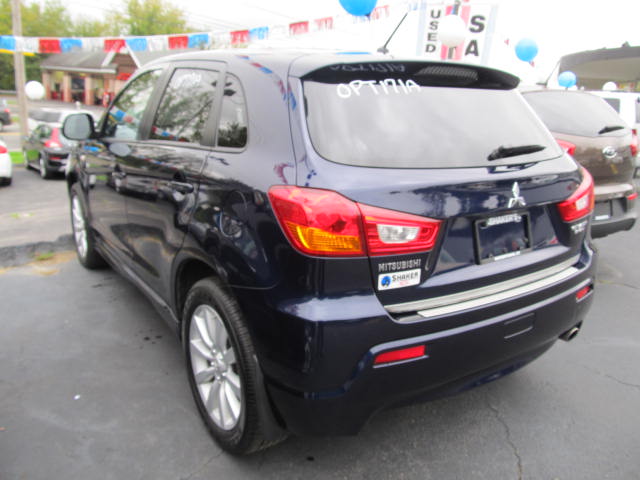 2011 Mitsubishi Outlander Sport SE