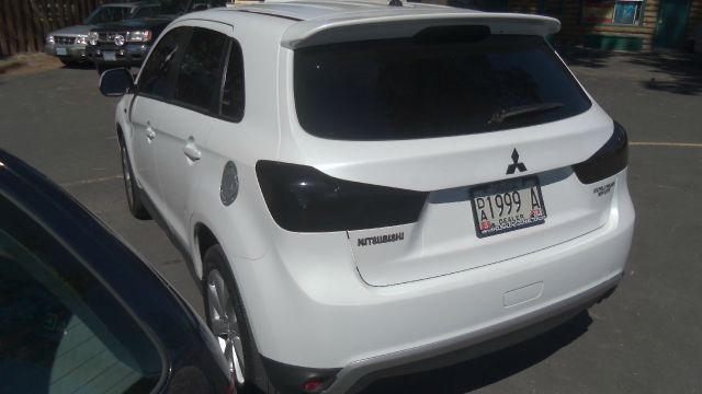 2013 Mitsubishi Outlander Sport Megacab SLT, Hemi, Nerf Bars