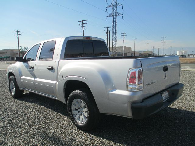 2006 Mitsubishi Raider Excab SR5 4X4