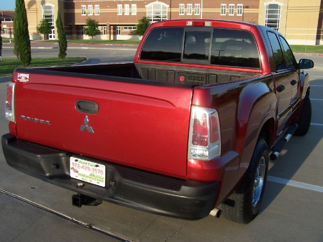 2006 Mitsubishi Raider Excab SR5 4X4