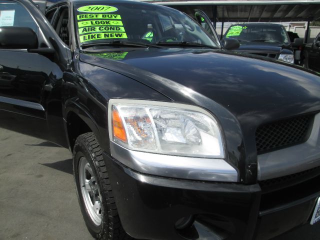 2007 Mitsubishi Raider Excab SR5 4X4