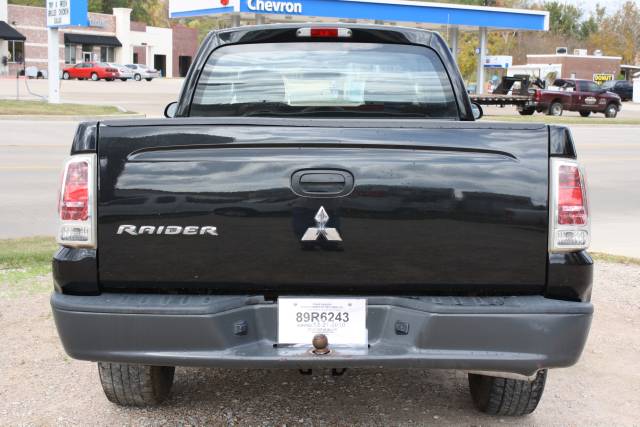 2008 Mitsubishi Raider Touring W/nav.sys