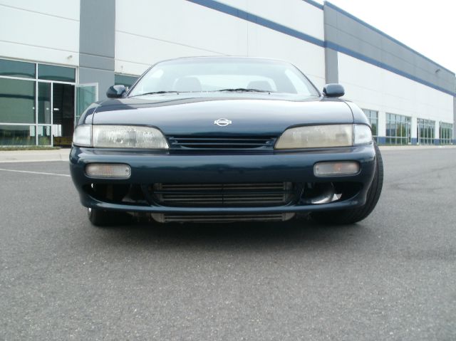 1995 Nissan 240SX 4dr Sdn SL Auto Sedan