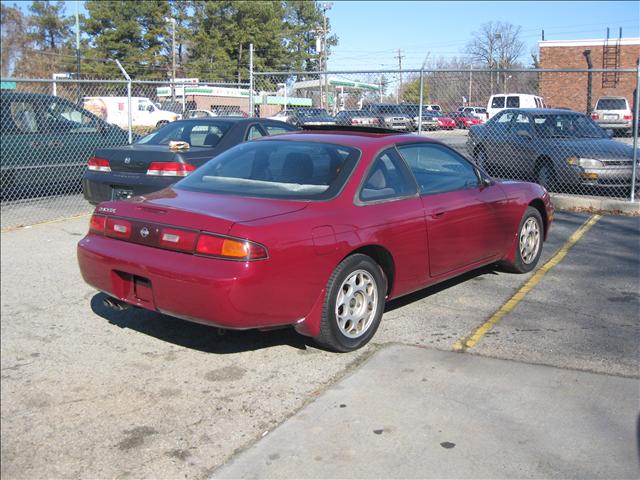 1995 Nissan 240SX LE