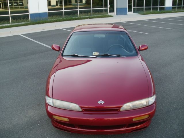 1996 Nissan 240SX 4dr Sdn SL Auto Sedan