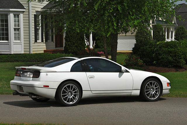 1990 Nissan 300ZX 4dr Sdn I4 Auto GLS