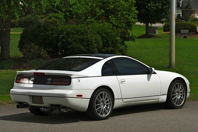 1990 Nissan 300ZX 4dr Sdn I4 Auto GLS