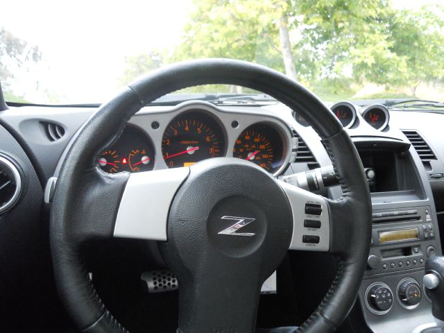 2003 Nissan 350Z 4dr Sdn I4 Auto 1.8 S