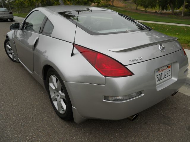 2003 Nissan 350Z 4dr Sdn I4 Auto 1.8 S