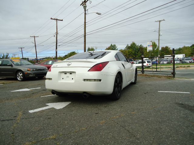 2003 Nissan 350Z Base