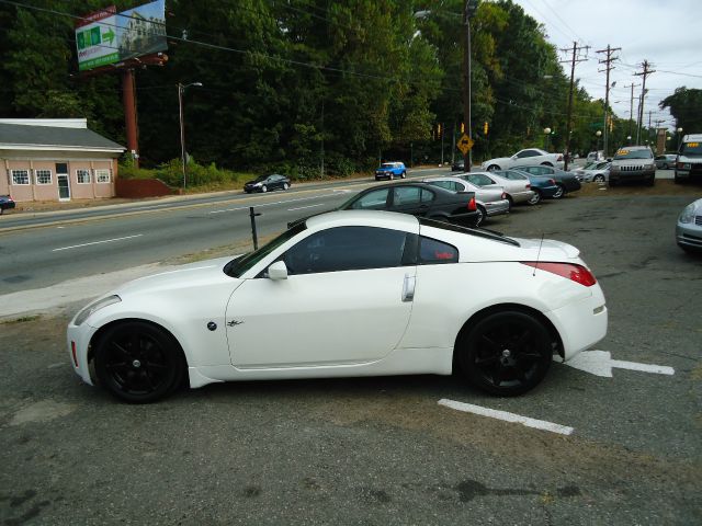2003 Nissan 350Z Base
