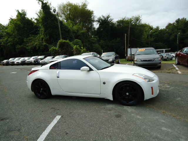 2003 Nissan 350Z Base