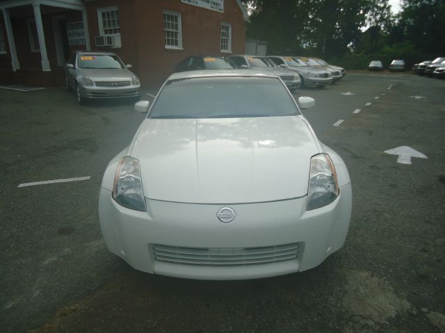 2003 Nissan 350Z Base