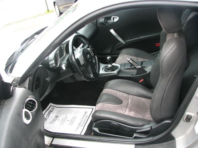 2003 Nissan 350Z 4dr Sdn I4 Auto 1.8 S