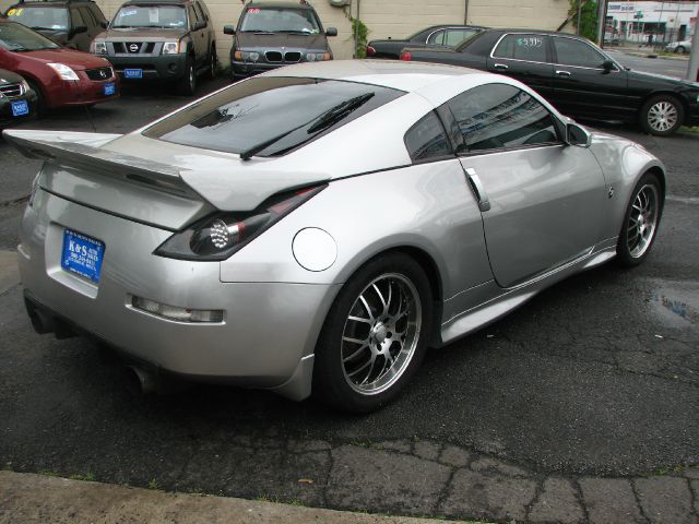 2003 Nissan 350Z 4dr Sdn I4 Auto 1.8 S