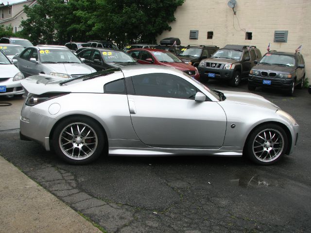 2003 Nissan 350Z 4dr Sdn I4 Auto 1.8 S