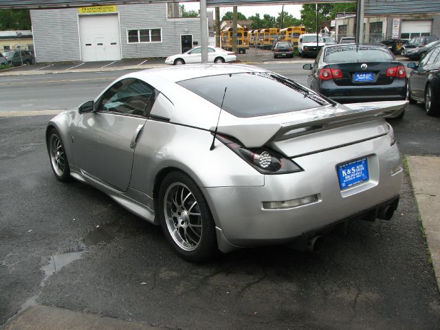 2003 Nissan 350Z 4dr Sdn I4 Auto 1.8 S