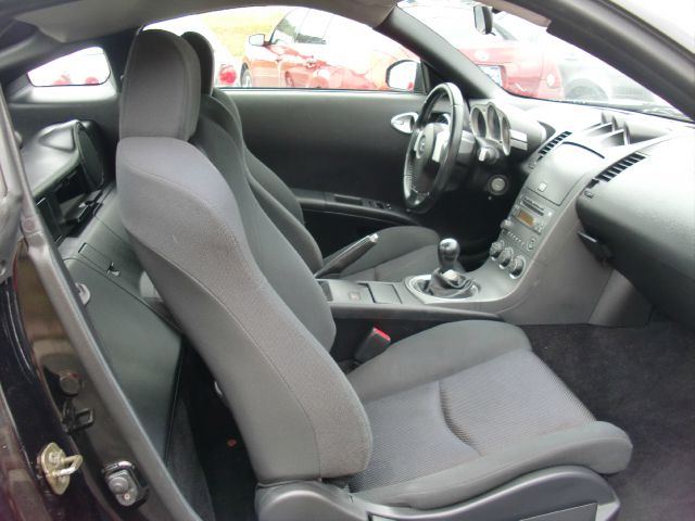 2003 Nissan 350Z Base
