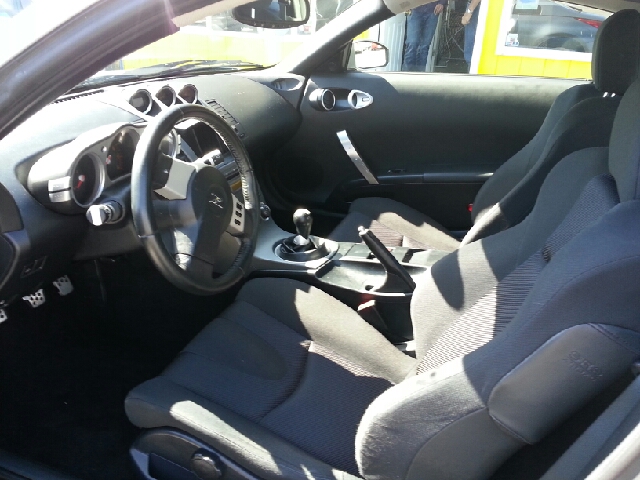 2003 Nissan 350Z 5DR 7-pass VAN I4 FWD