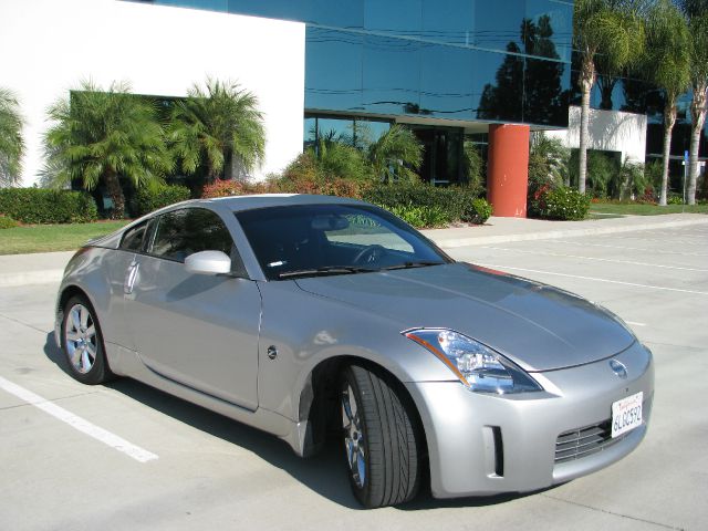 2003 Nissan 350Z 4dr Sdn I4 Auto 1.8 S