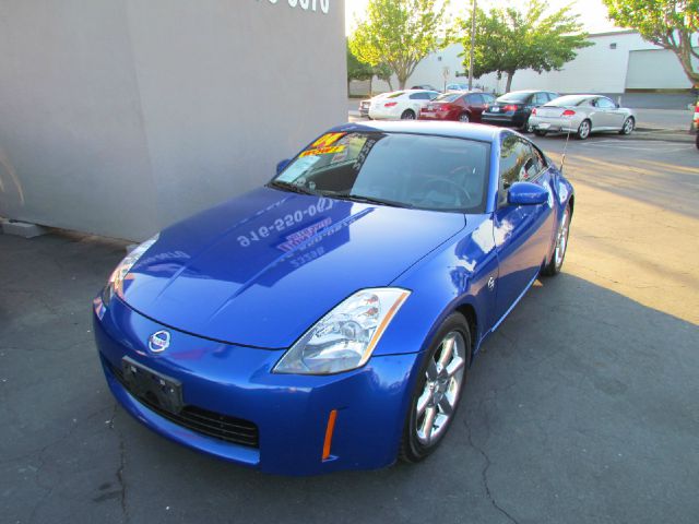 2004 Nissan 350Z 5DR 7-pass VAN I4 FWD