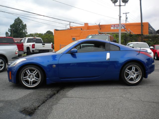 2004 Nissan 350Z 5DR 7-pass VAN I4 FWD