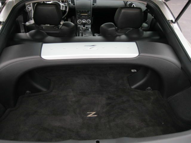 2004 Nissan 350Z Base