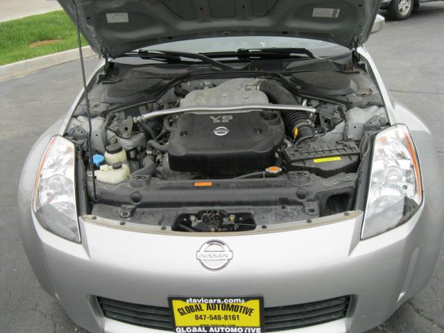 2004 Nissan 350Z Base