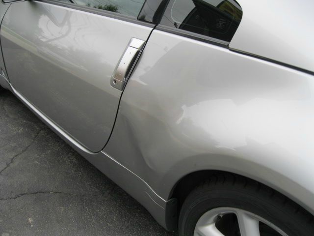 2004 Nissan 350Z Base