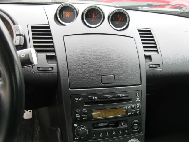 2004 Nissan 350Z Base