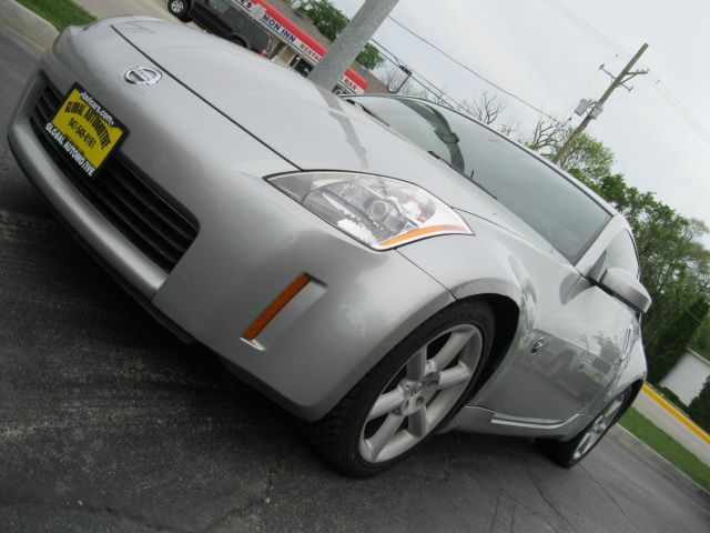 2004 Nissan 350Z Base