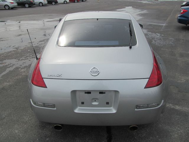 2004 Nissan 350Z Base