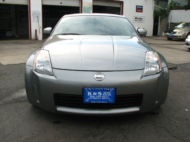 2004 Nissan 350Z Base