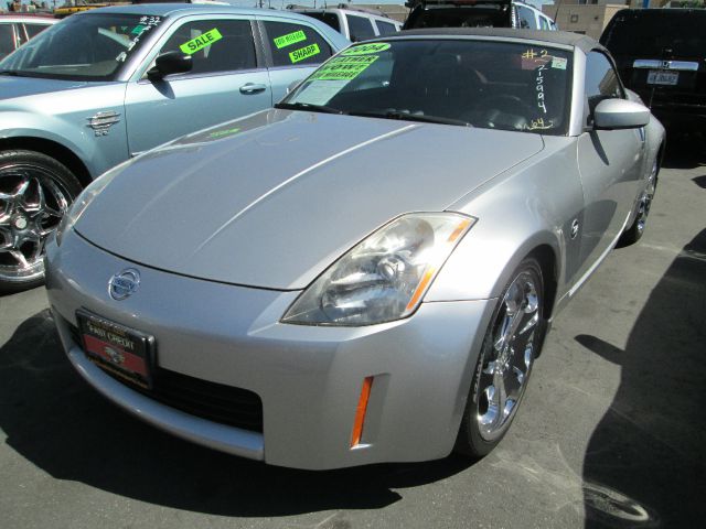 2004 Nissan 350Z 5DR 7-pass VAN I4 FWD