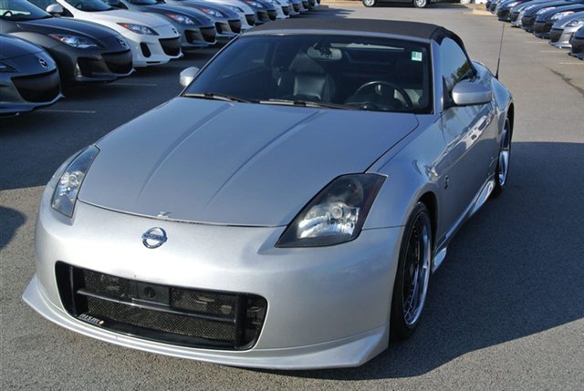 2004 Nissan 350Z 5DR 7-pass VAN I4 FWD