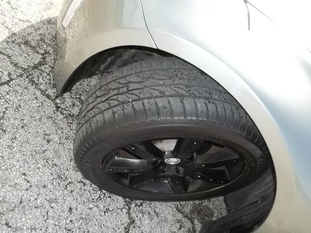 2004 Nissan 350Z 5dr 7-pass Van V6 LE FWD