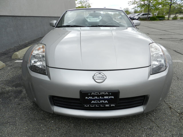 2004 Nissan 350Z 5DR 7-pass VAN I4 FWD