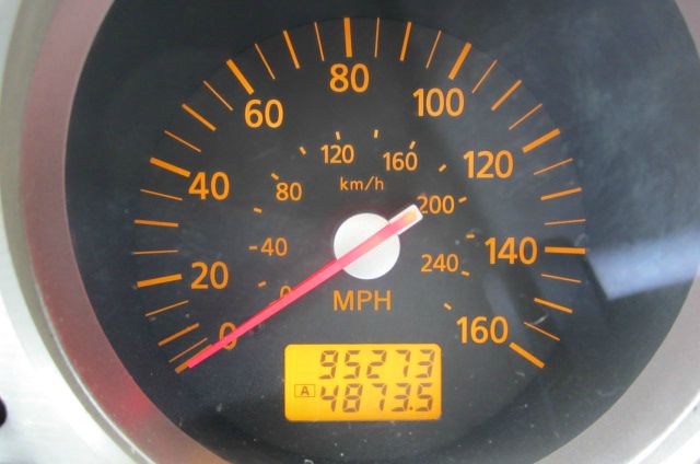 2004 Nissan 350Z 5DR 7-pass VAN I4 FWD