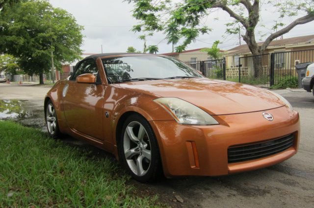 2004 Nissan 350Z 5DR 7-pass VAN I4 FWD