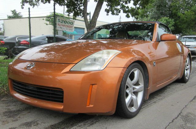 2004 Nissan 350Z 5DR 7-pass VAN I4 FWD