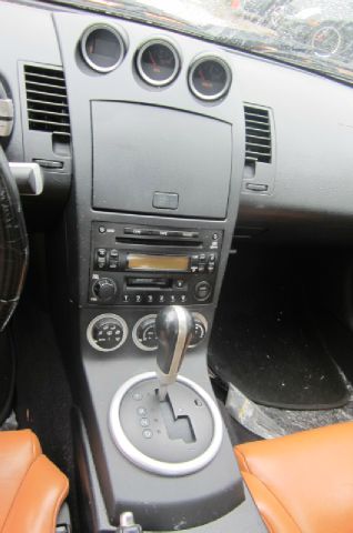 2004 Nissan 350Z 5DR 7-pass VAN I4 FWD