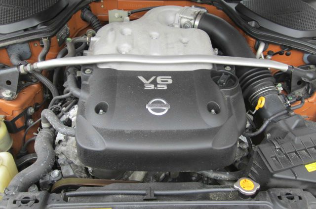 2004 Nissan 350Z 5DR 7-pass VAN I4 FWD