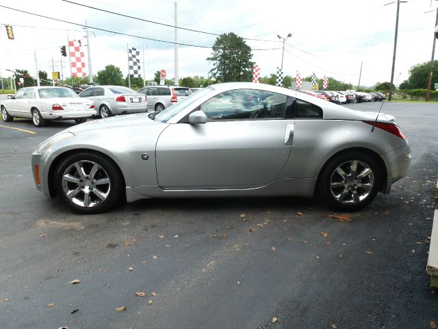 2004 Nissan 350Z Lariat 4WD FX4