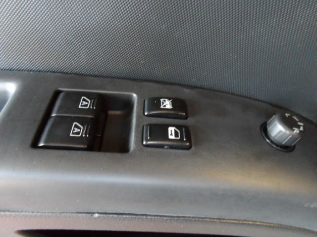 2004 Nissan 350Z Hatchback GS 5-spd