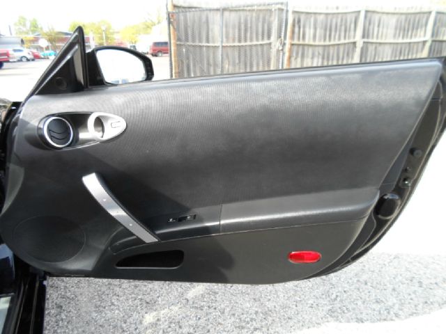 2004 Nissan 350Z Hatchback GS 5-spd