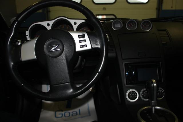 2004 Nissan 350Z Unknown