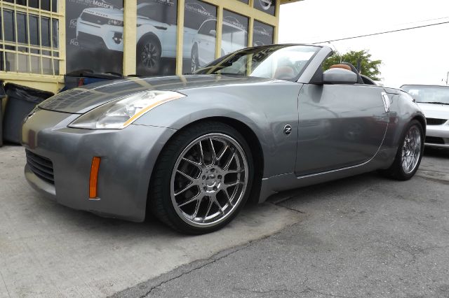 2004 Nissan 350Z LS Flex Fuel 4x4 This Is One Of Our Best Bargains