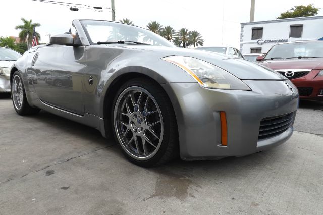 2004 Nissan 350Z LS Flex Fuel 4x4 This Is One Of Our Best Bargains