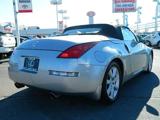 2005 Nissan 350Z 138 WB SRW