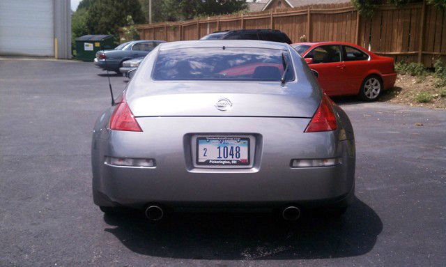 2005 Nissan 350Z Base